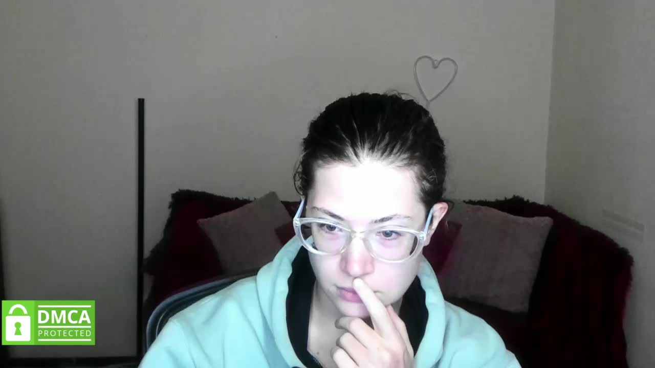 Aliciafolow009 Cam Model Chat November 1, 2025