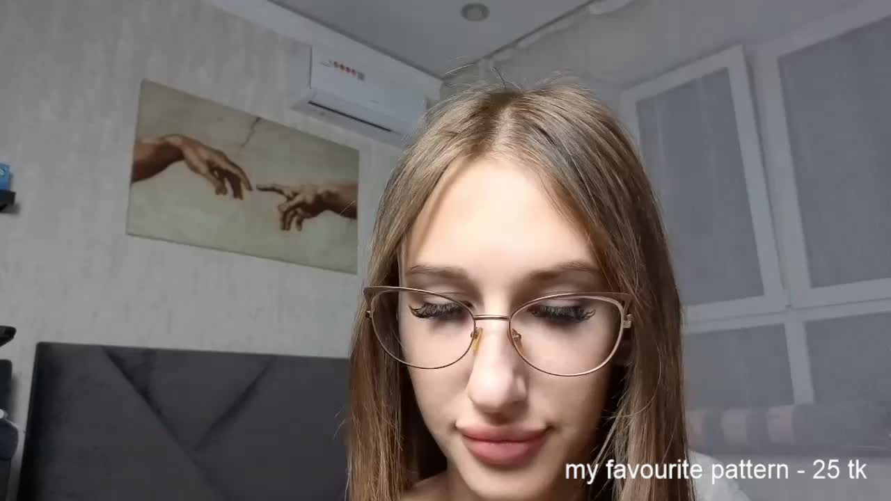 ClaireWobbe Cam Model Chat November 1, 2025