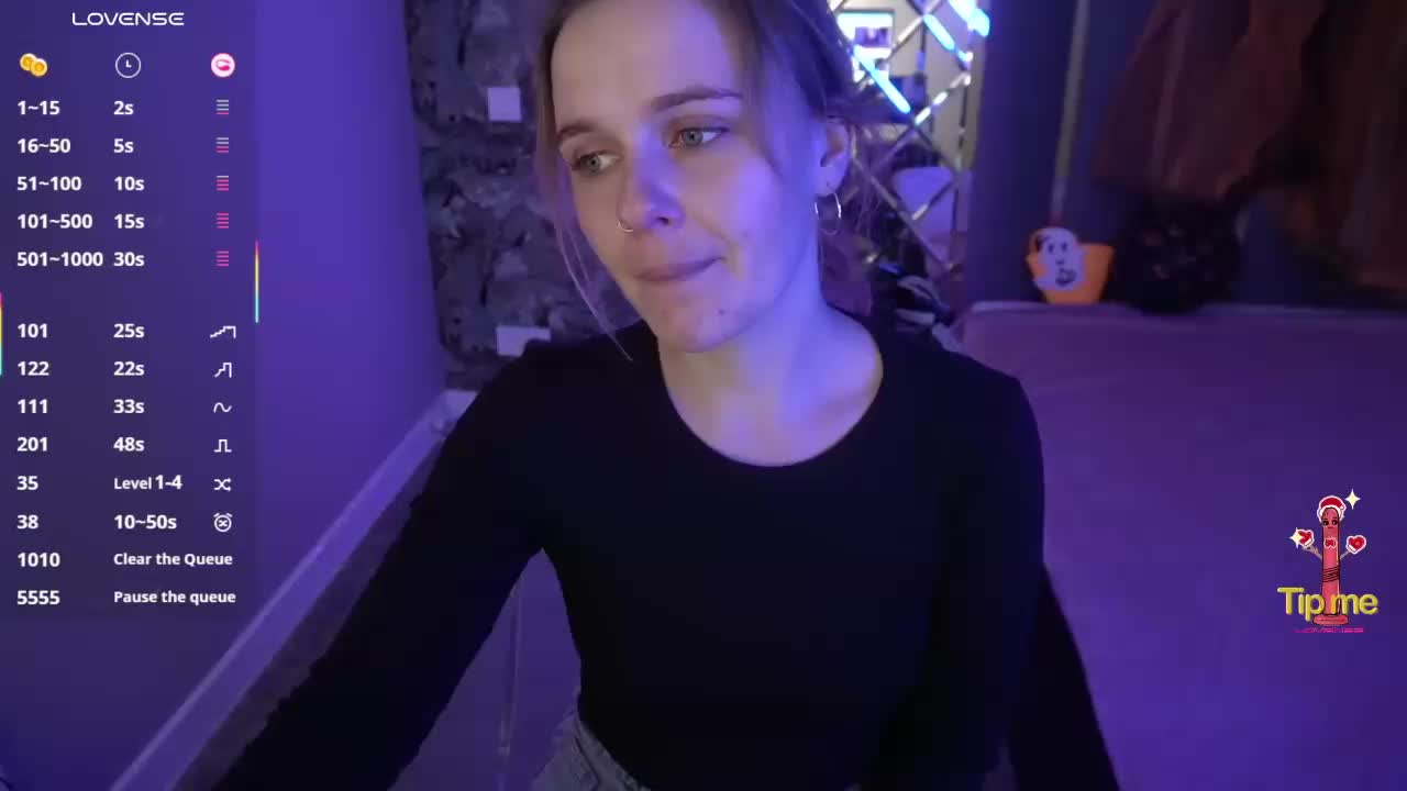 MaribelRiver Cam Model Chat November 1, 2025