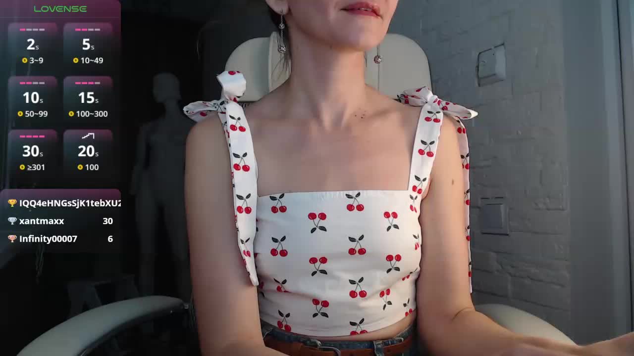 -Neva- Cam Model Chat November 1, 2025