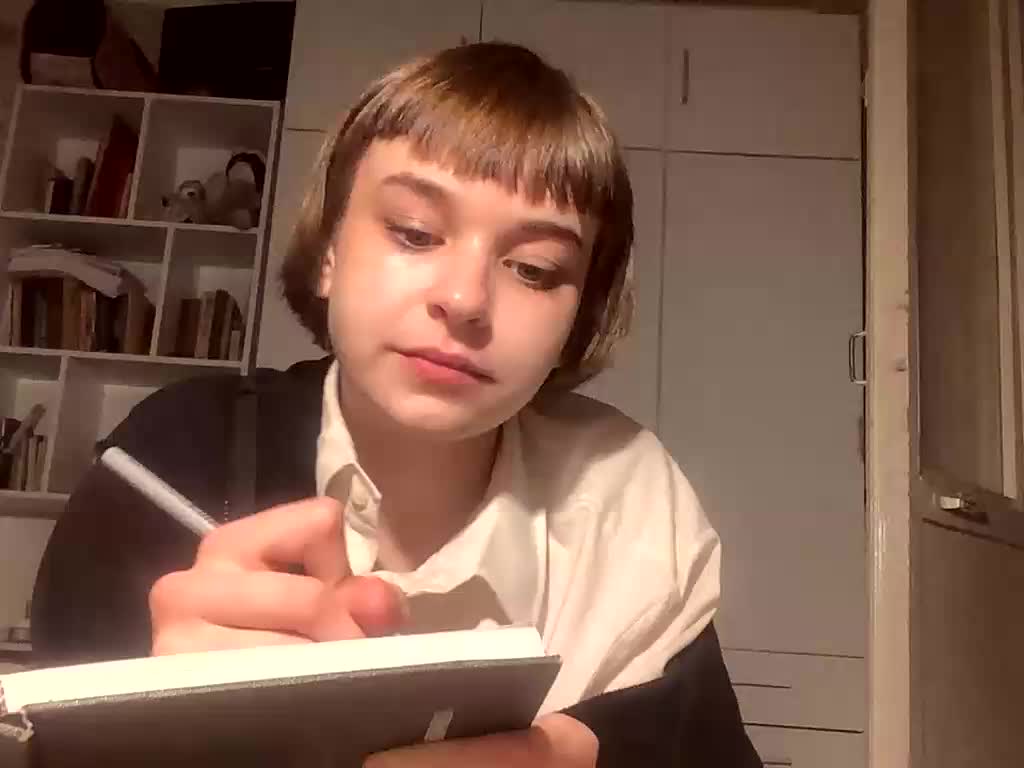 Piterskaya6 Cam Model Chat November 1, 2025