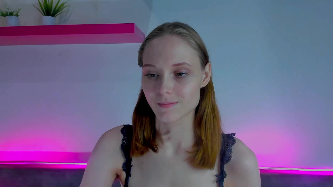 GinaLovely Cam Model Chat November 1, 2025