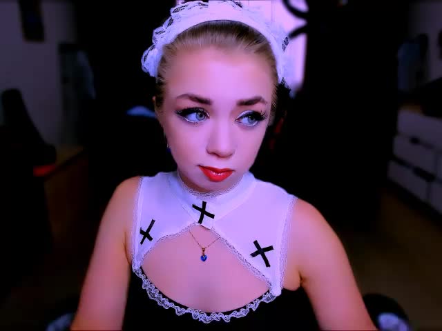 BabyNicole Cam Model Chat November 1, 2025