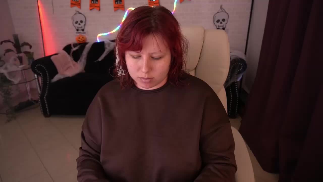 LiliyaMoon Cam Model Chat November 2, 2025