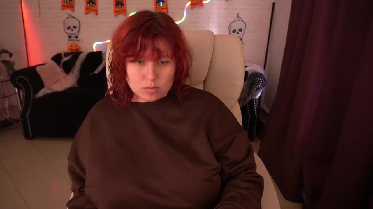 LiliyaMoon Cam Model Chat November 2, 2025