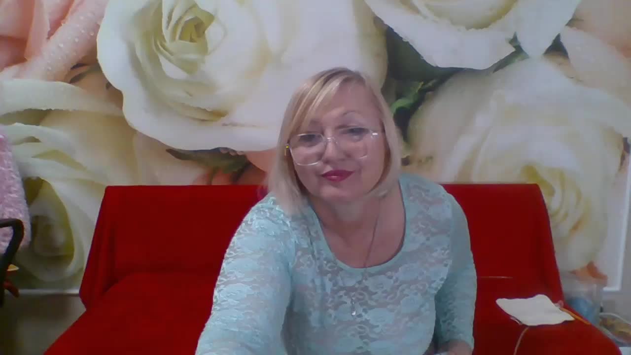 Beatris-K Cam Model Chat November 2, 2025