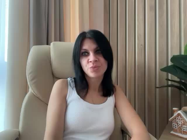 InjaAtHome Cam Model Chat November 2, 2025