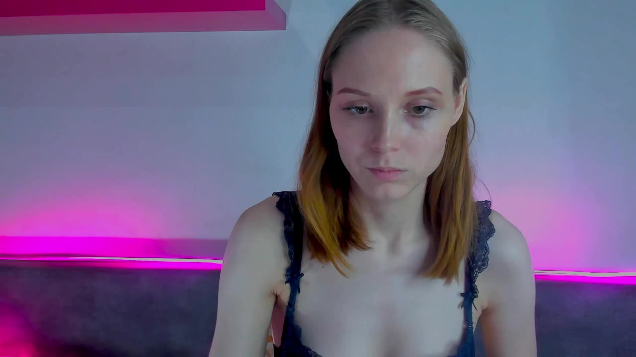 GinaLovely Cam Model Chat November 2, 2025