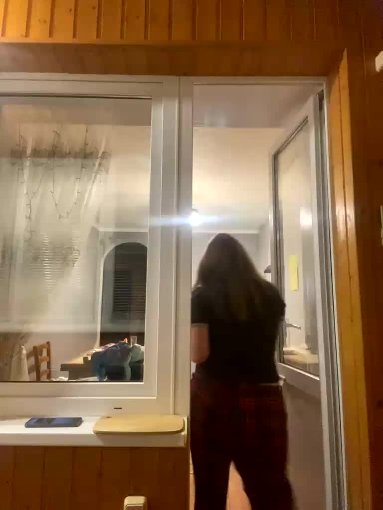 Donut-red Cam Model Chat November 2, 2025