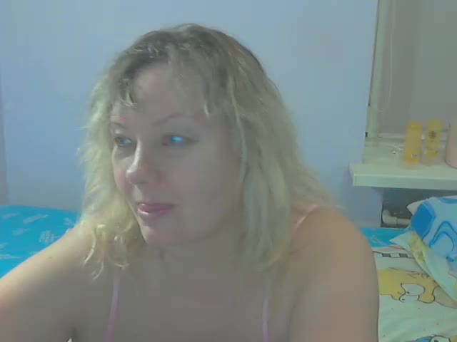 LucyAlexis Cam Model Chat November 2, 2025