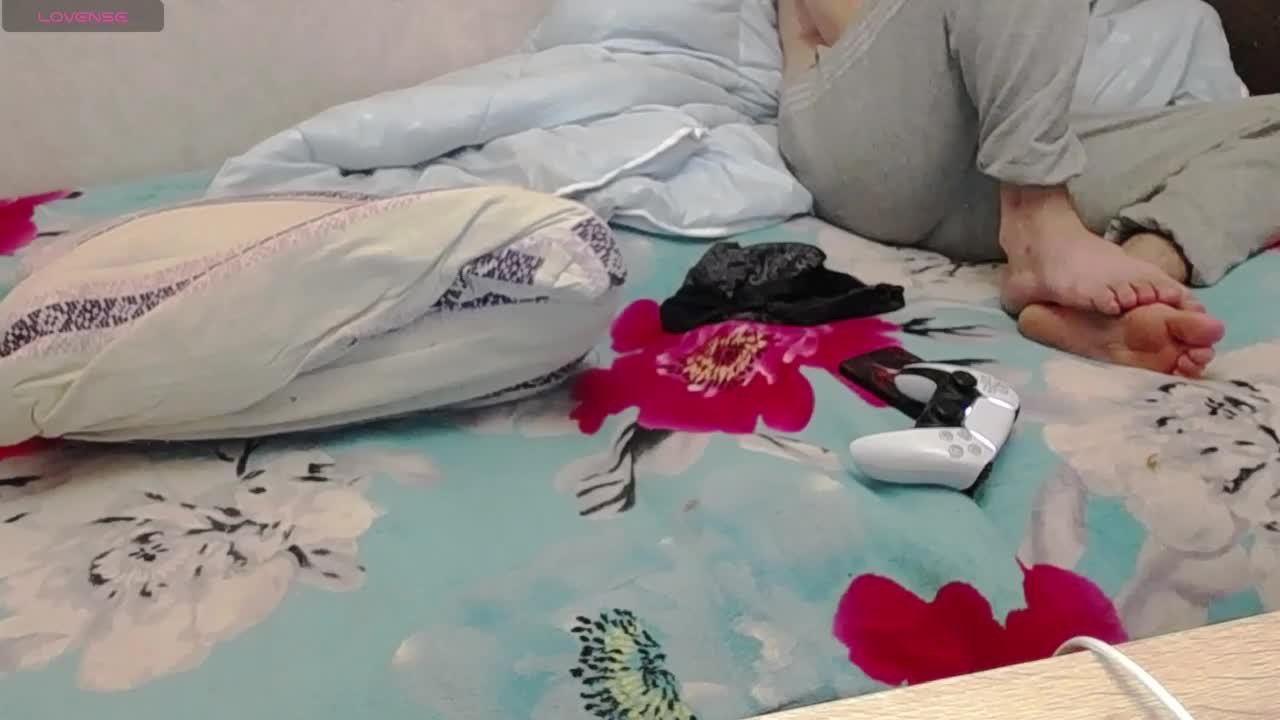 LicaBlack Cam Model Chat November 2, 2025