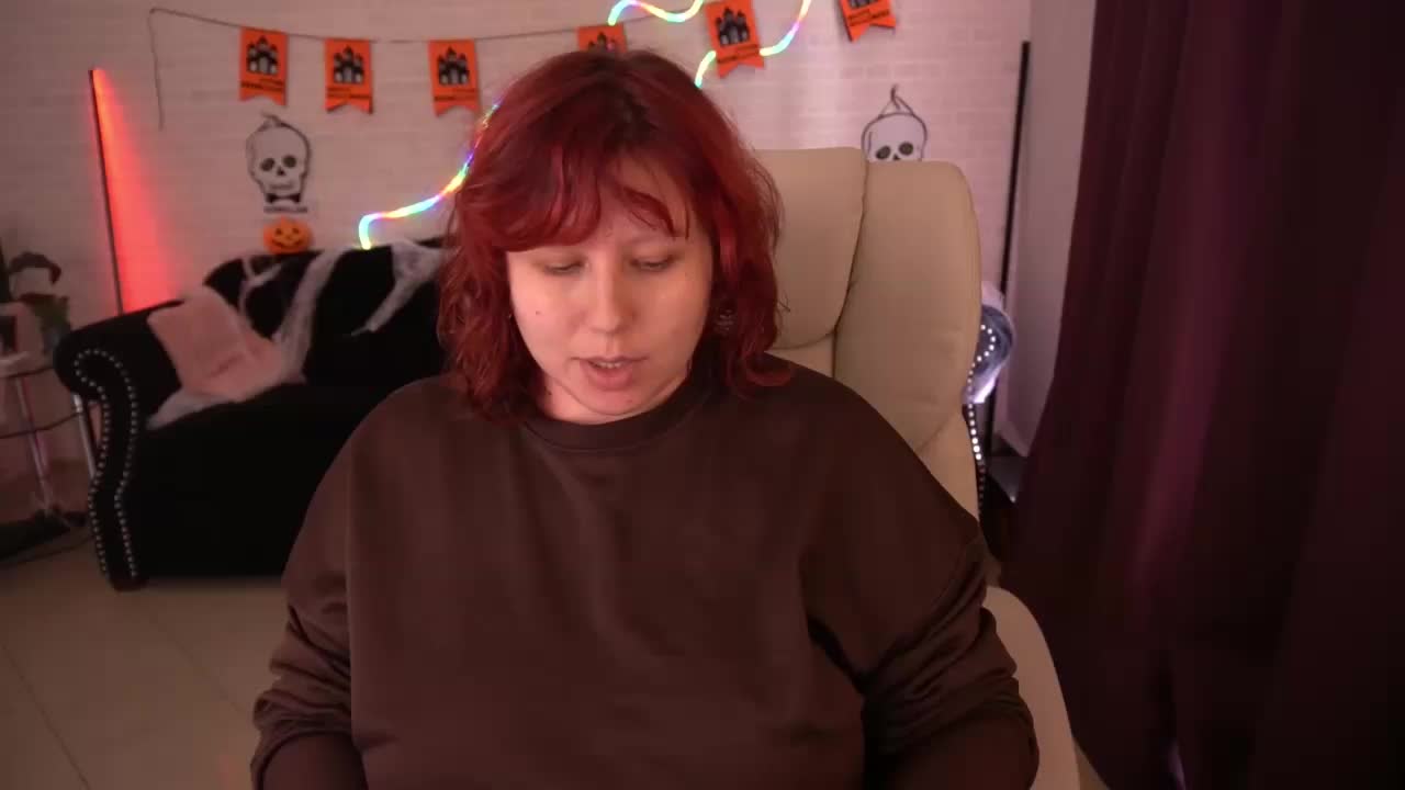 LiliyaMoon Cam Model Chat November 2, 2025