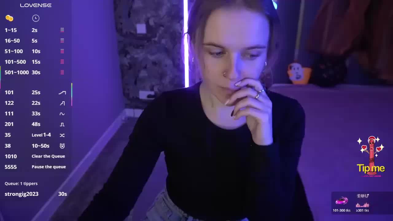 MaribelRiver Cam Model Chat November 2, 2025