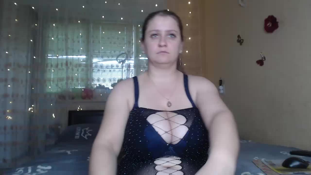 WetAngely Cam Model Chat November 2, 2025