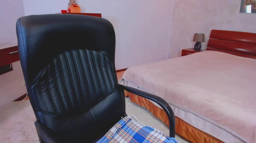 Pantyhose_Mila Cam Model Chat November 2, 2025