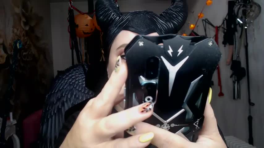 MISSwithDOLLS Cam Model Chat November 2, 2025