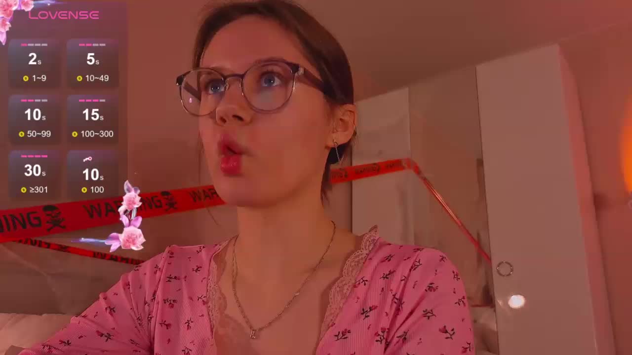 MiaLuw Cam Model Chat November 2, 2025