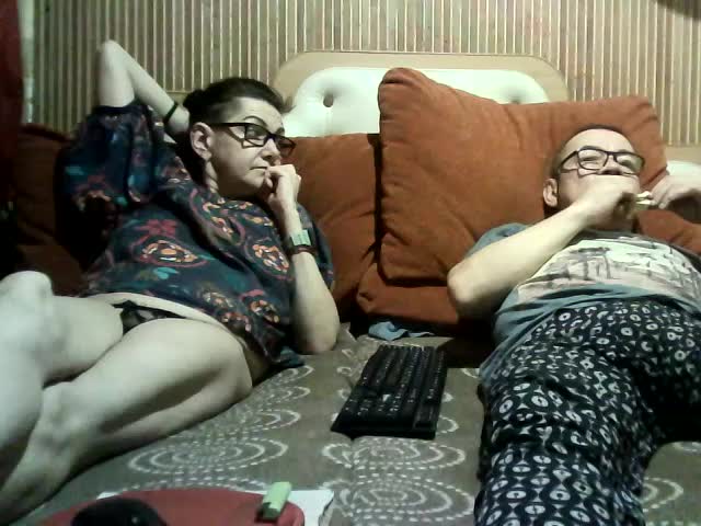 coupleofcoolx Cam Model Chat November 2, 2025