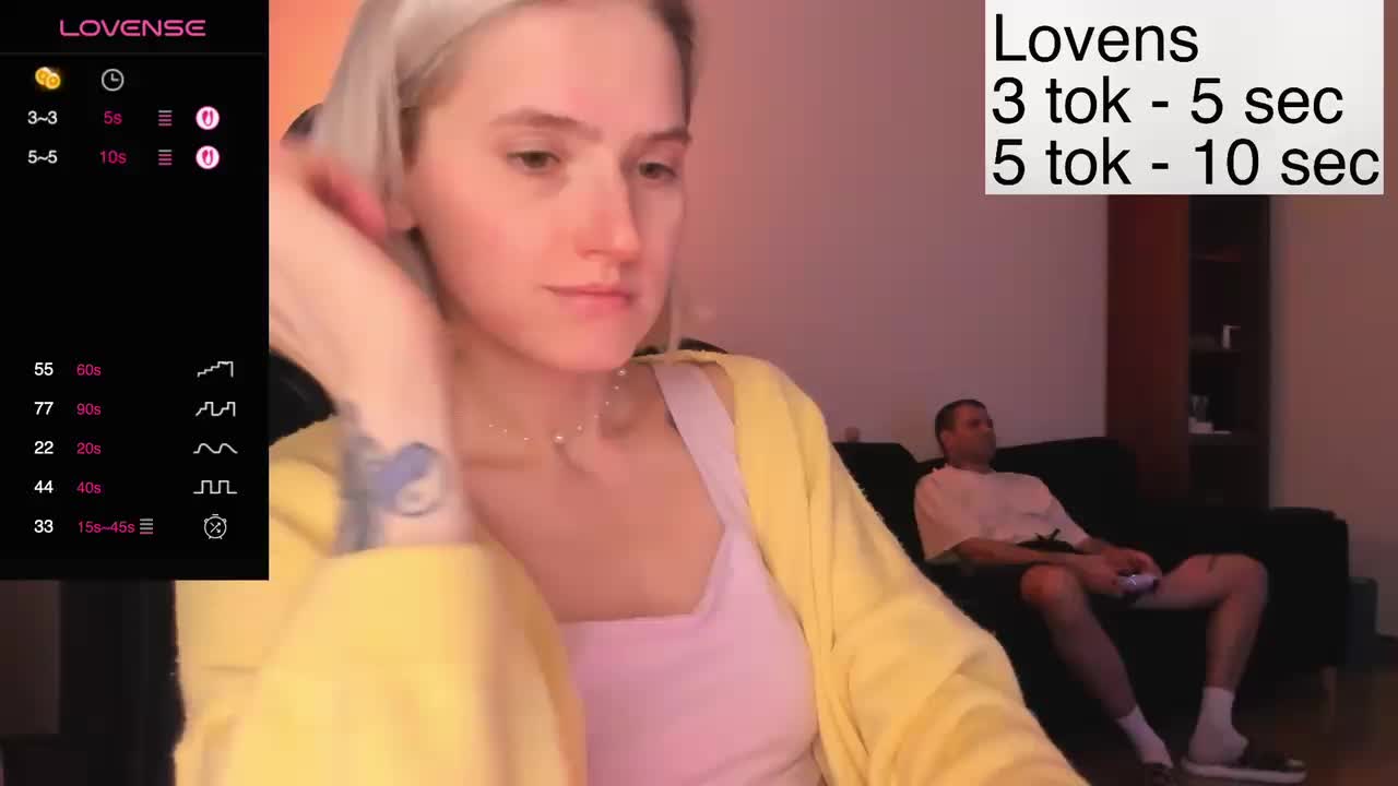 Sexy-Sweets Cam Model Chat November 2, 2025