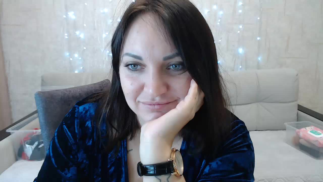 JenniferTheChic Cam Model Chat November 2, 2025