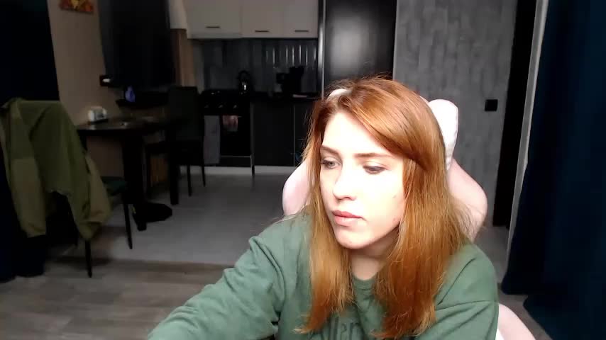 Reginasmilee Cam Model Chat November 2, 2025