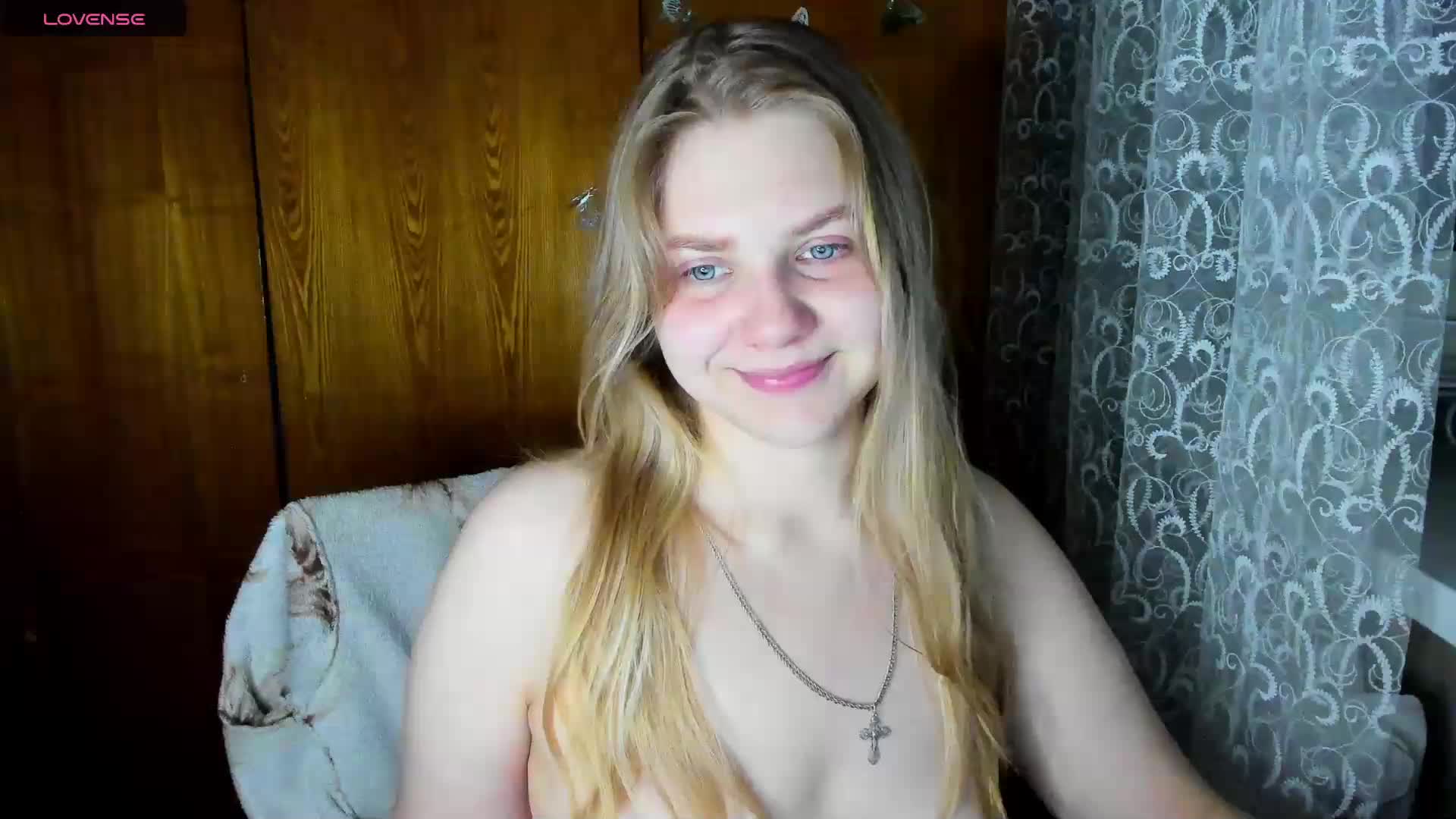 Emma-Frizea Cam Model Chat November 2, 2025