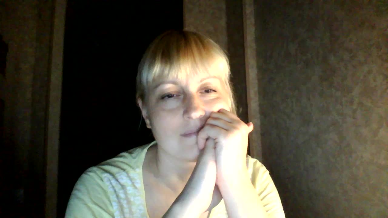 krisss2016 Cam Model Chat November 2, 2025