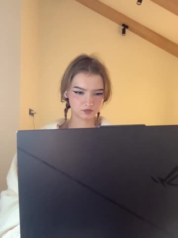 -Nezukoo- Cam Model Chat November 2, 2025