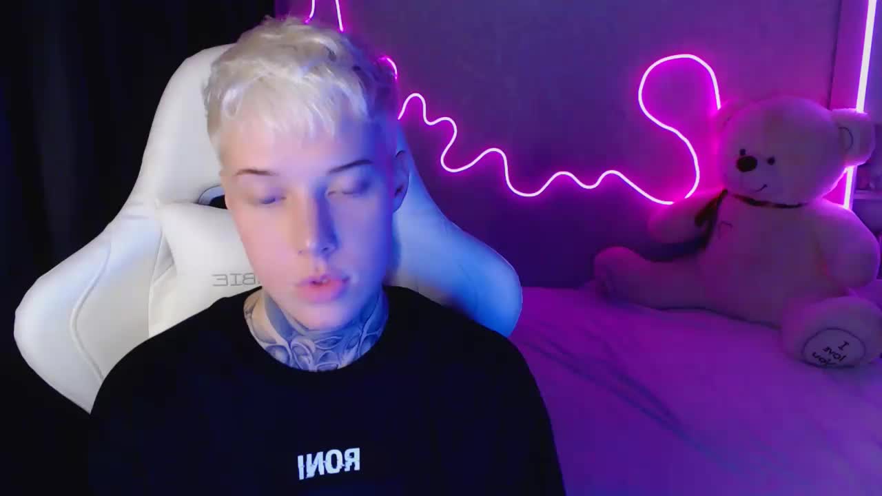 tezes Cam Model Chat November 2, 2025