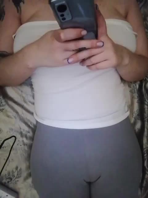 -Tiffany- Cam Model Chat November 2, 2025