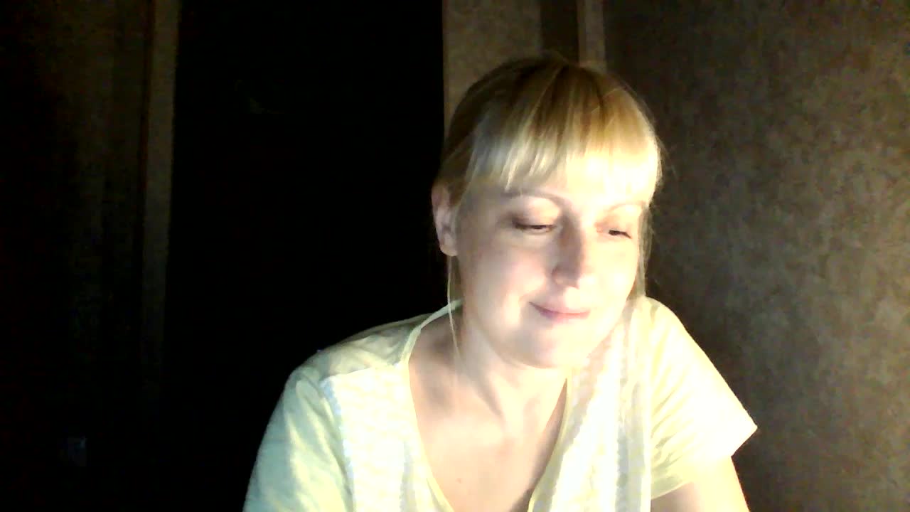 krisss2016 Cam Model Chat November 2, 2025