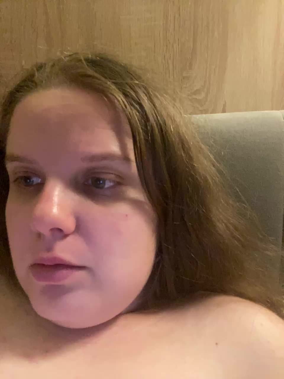 sweet_____cute Cam Model Chat November 2, 2025