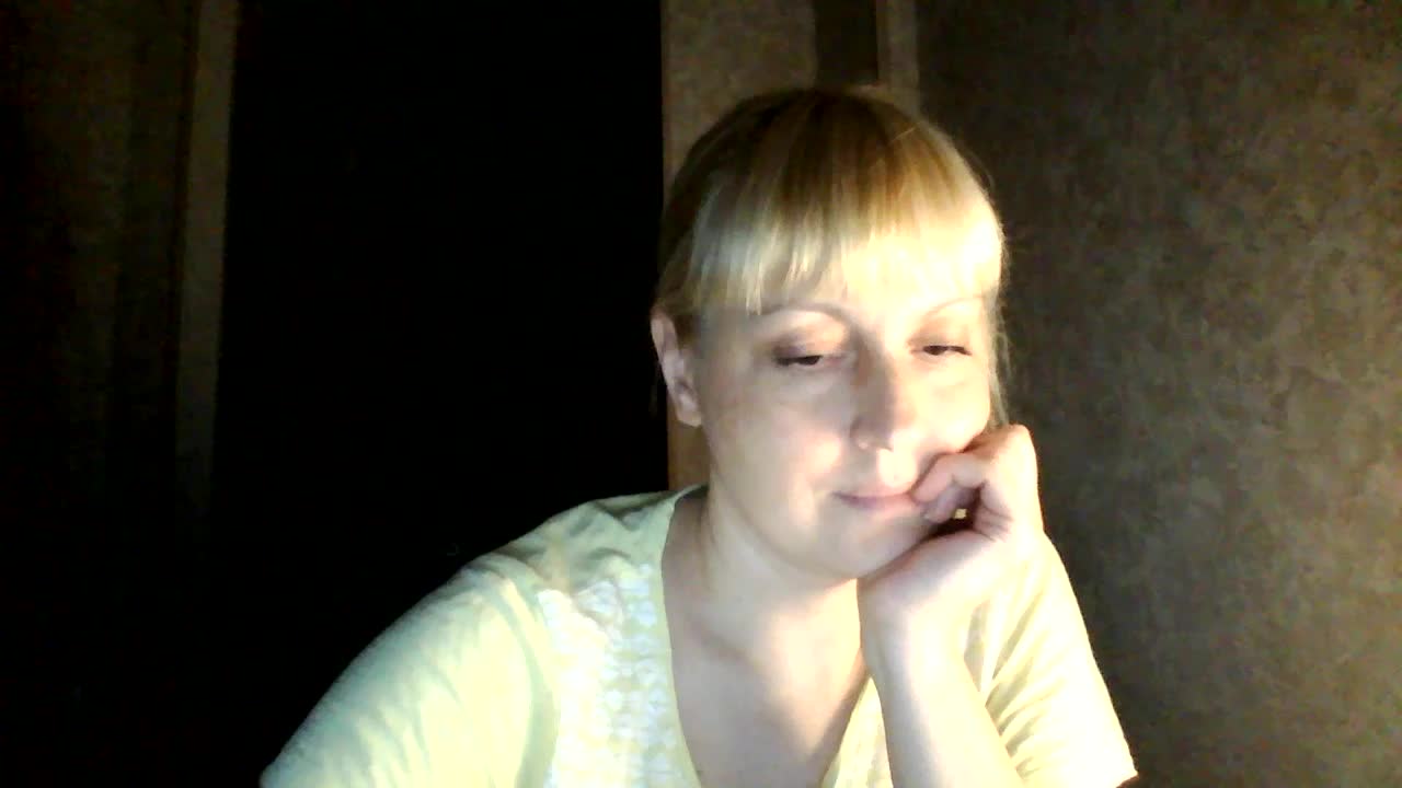 krisss2016 Cam Model Chat November 2, 2025