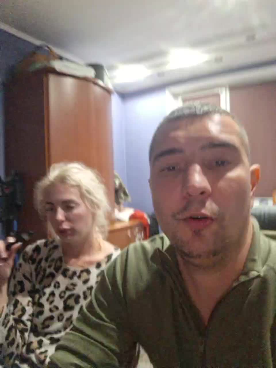 paradise-mmm Cam Model Chat November 2, 2025