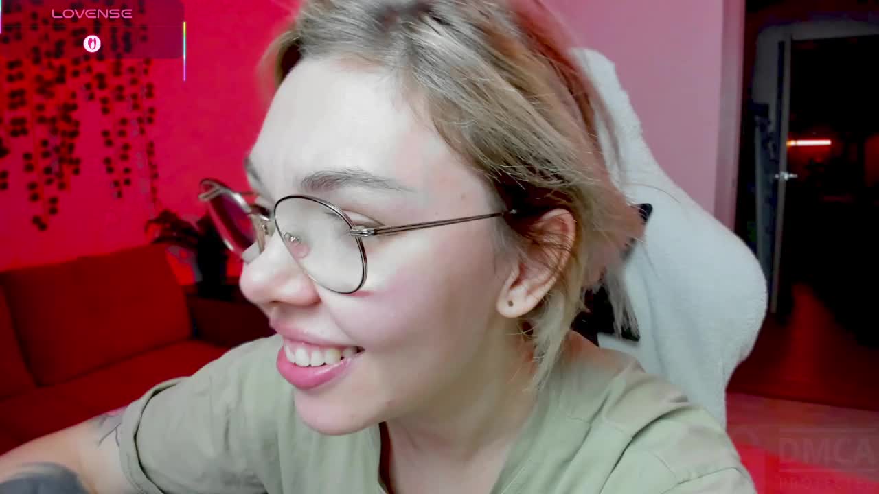 AnyaTaylorJoy_ Cam Model Chat November 2, 2025