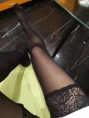 TilyTily Cam Model Chat November 2, 2025