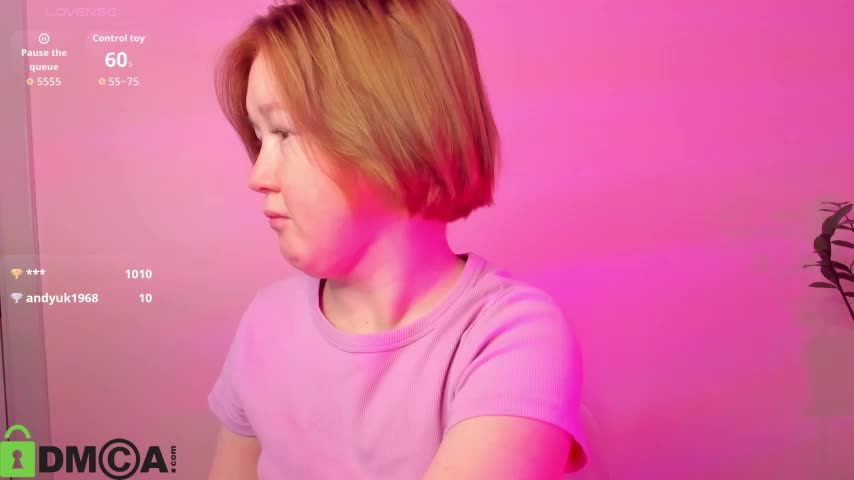 Sara_Robinson Cam Model Chat November 2, 2025