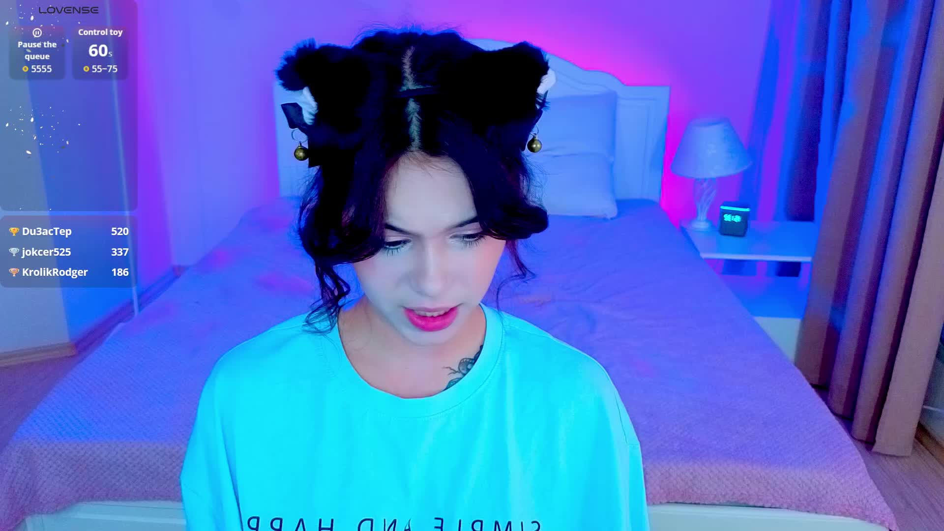 CoralineJones Cam Model Chat November 2, 2025