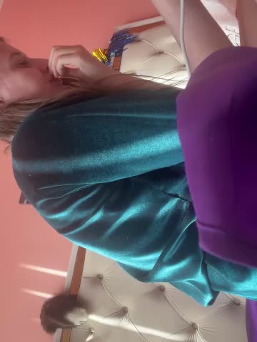 Flossy_Vettie Cam Model Chat November 2, 2025