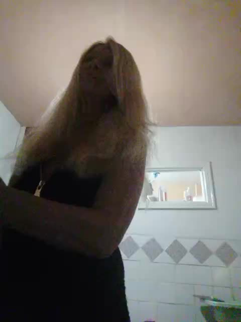 Victoria-sexi Cam Model Chat November 2, 2025