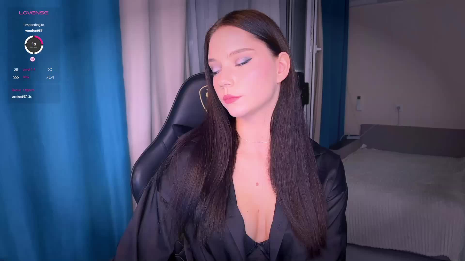 -Violetta- Cam Model Chat November 2, 2025