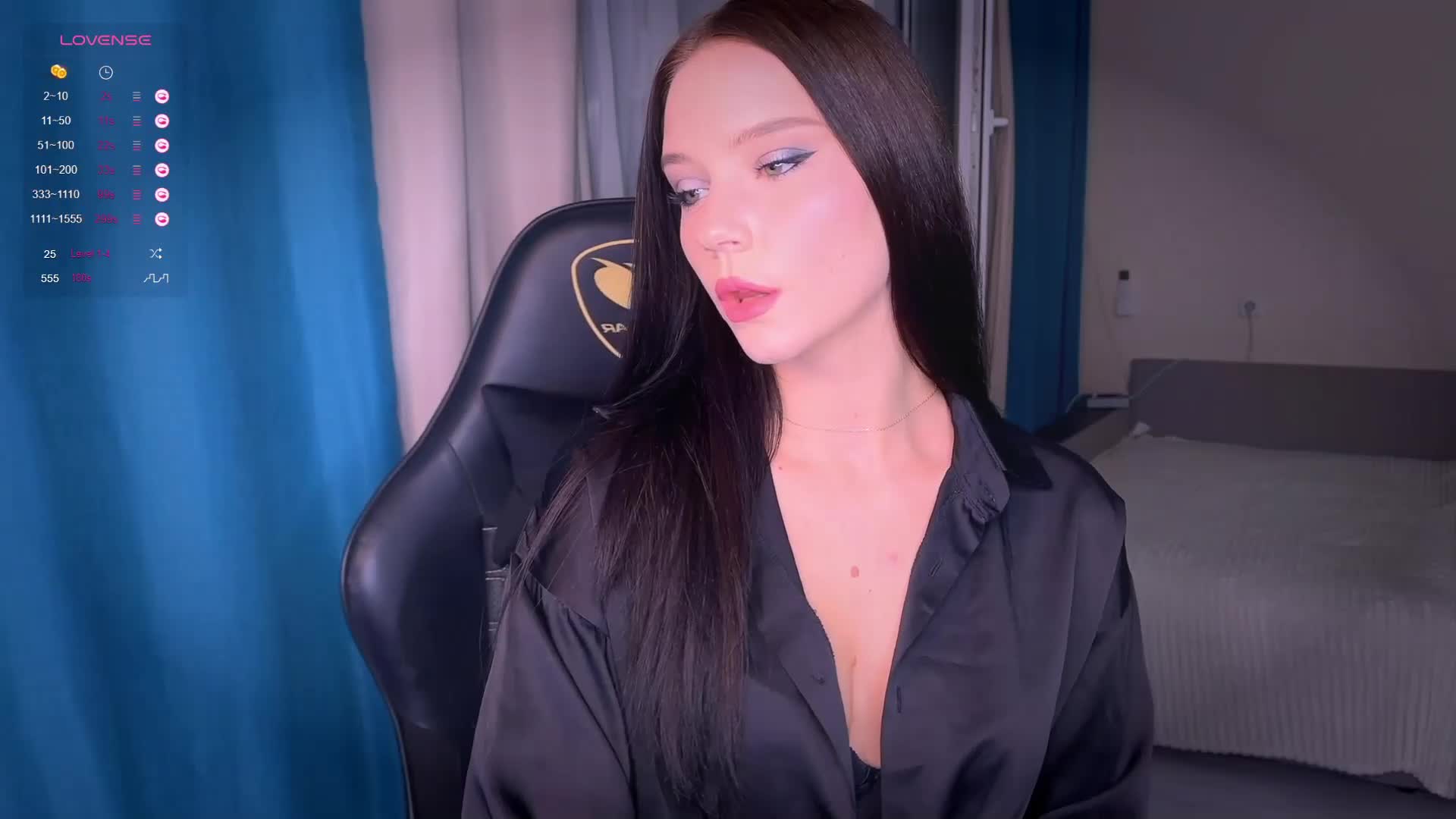 -Violetta- Cam Model Chat November 2, 2025