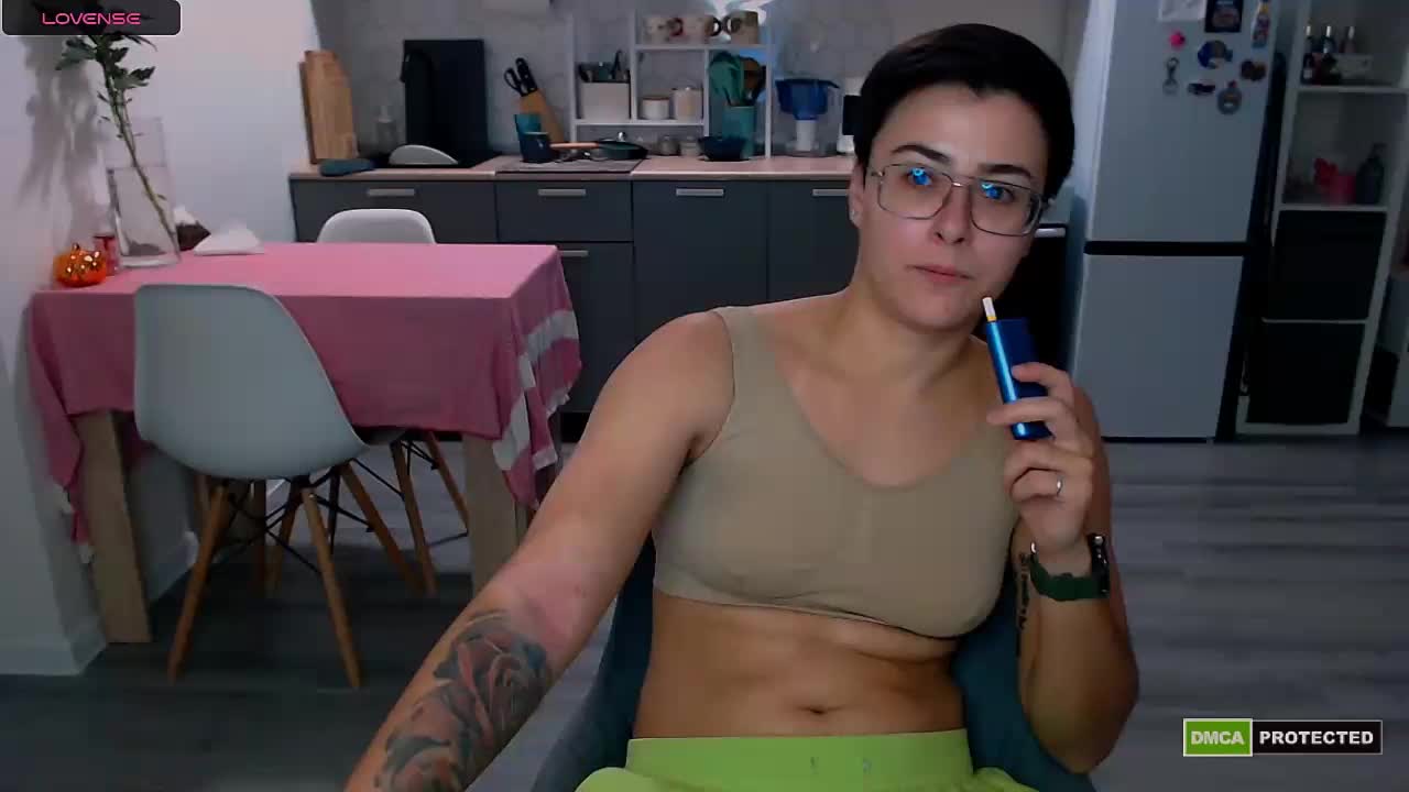 Sashanotfound Cam Model Chat November 2, 2025