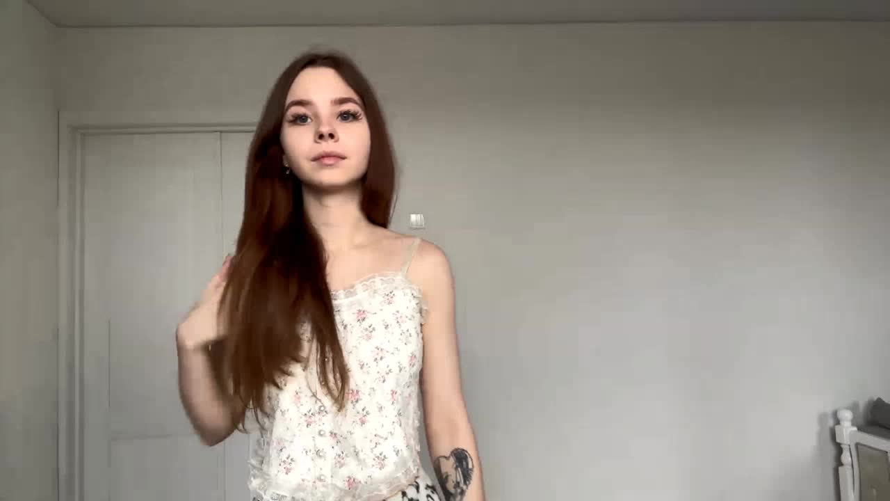 Lil-RO-XO Cam Model Chat November 2, 2025