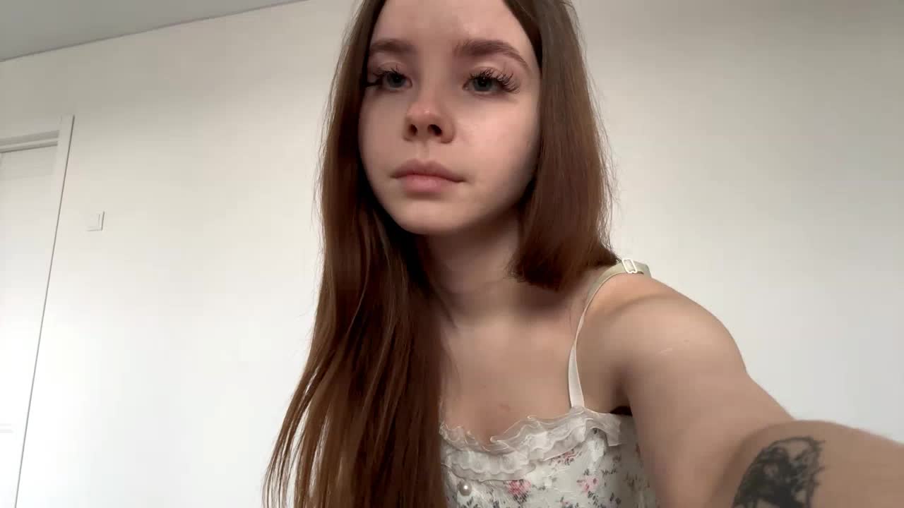 Lil-RO-XO Cam Model Chat November 2, 2025