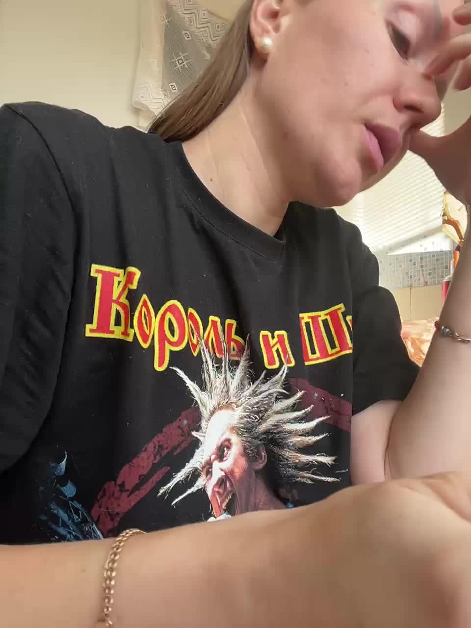 NeZabudka- Cam Model Chat November 2, 2025