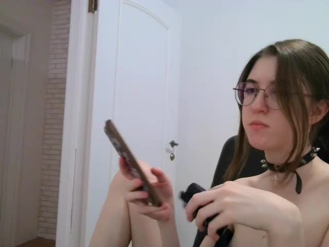 Sweet-Astarte Cam Model Chat November 2, 2025