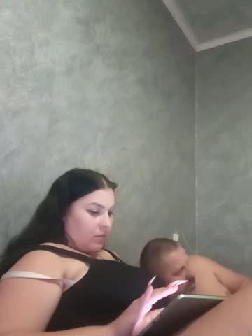 Greta_Tamar Cam Model Chat November 2, 2025