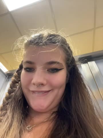 Holy_Tereza Cam Model Chat November 2, 2025