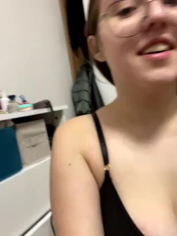 Vviikkssiikk Cam Model Chat November 2, 2025